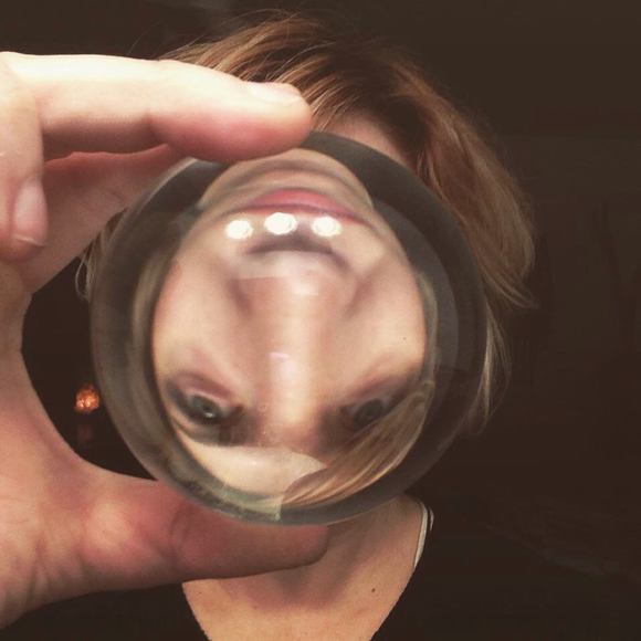 Meet your Posher, Jessica - Picture 1 of 1